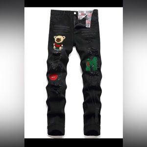 New Distressed Jeans With Chenille Patches Size 32W 29L